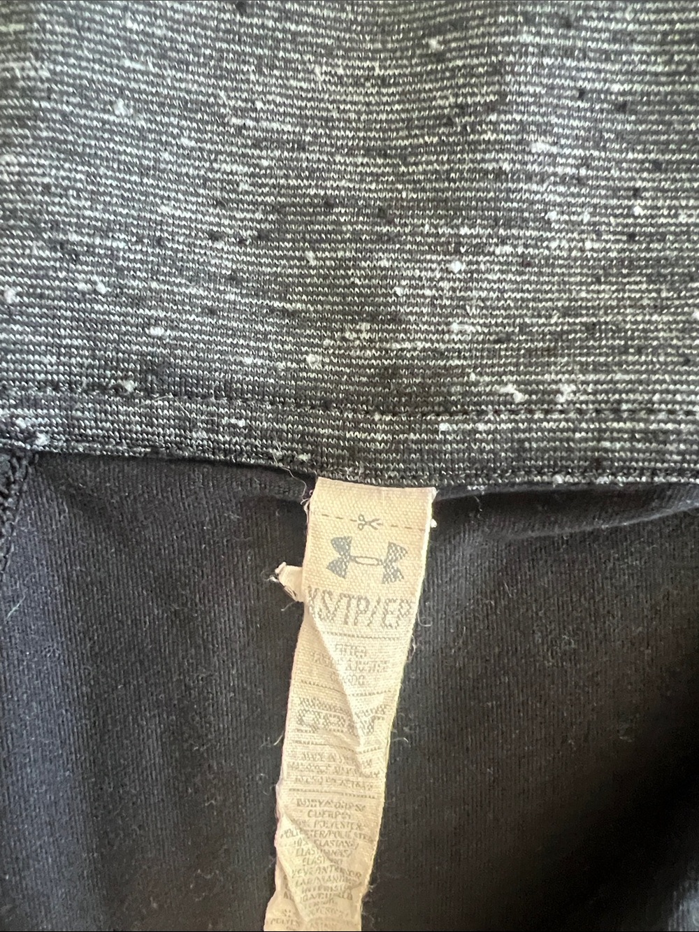 Under Armour Jacket with Charcoal Sleeves - Picture 14 of 14